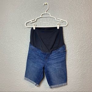 ISABEL MATERNITY JEAN LIGHT WASH SHORTS